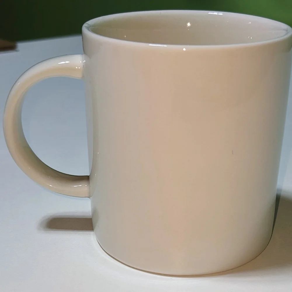 Crate & Barrel Kids Winter Holiday Mug